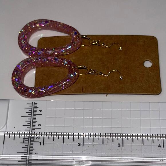 Handmade epoxy resin dangle oblong earrings - light pink glitter w/ gold flecks - Picture 4 of 4